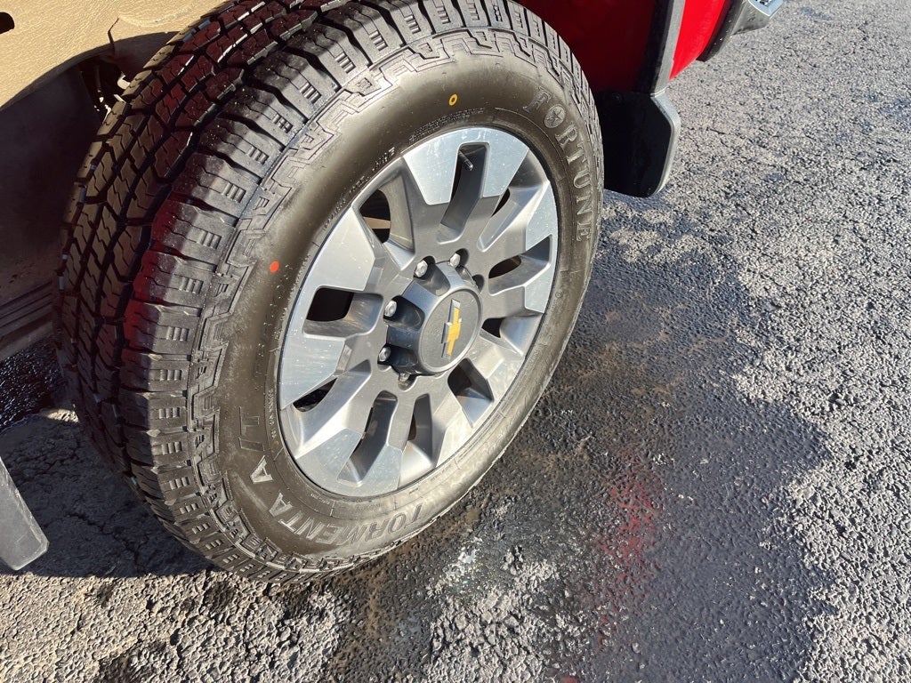 2024 Chevrolet Silverado 2500HD Custom