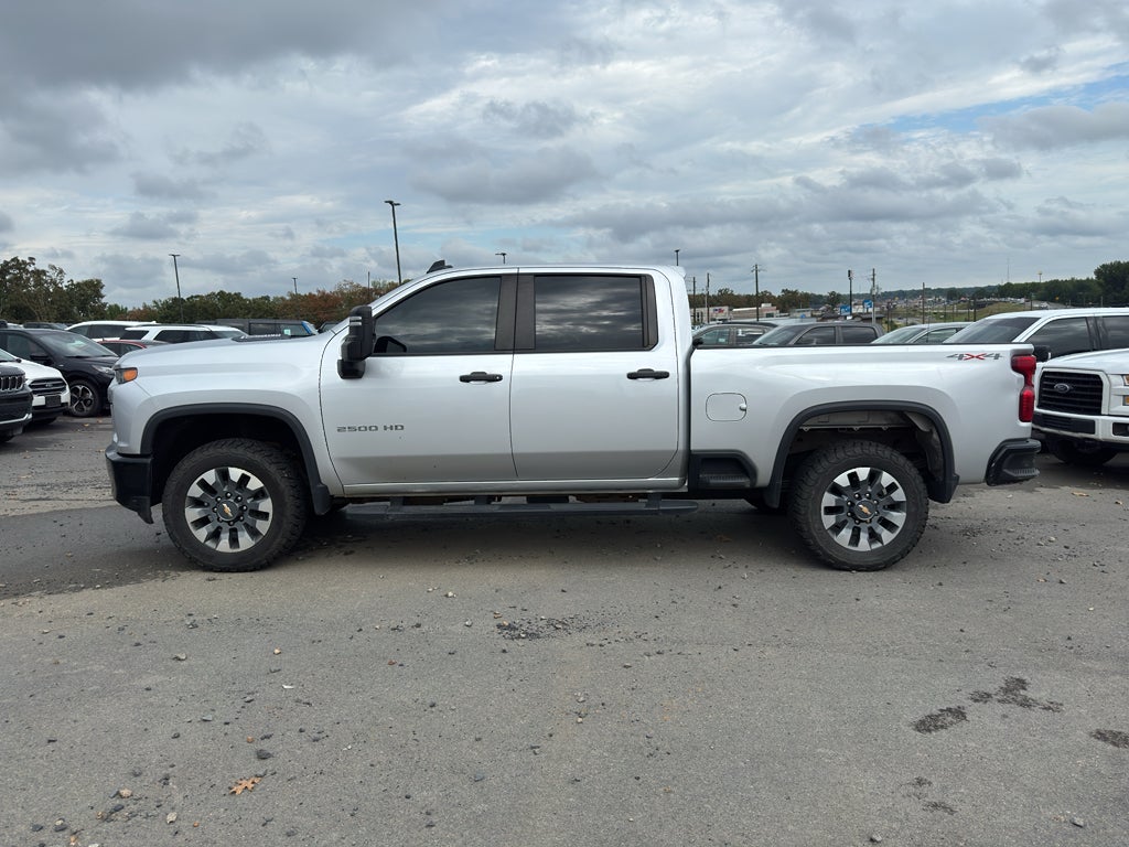 2023 Chevrolet Silverado Custom