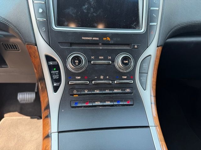 2019 Lincoln Nautilus Reserve