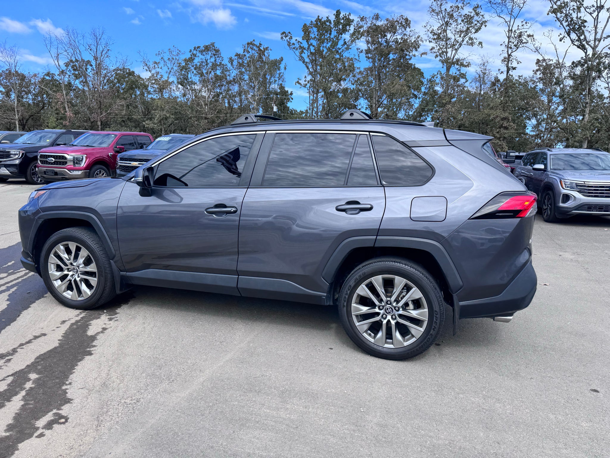 2023 Toyota RAV4 XLE Premium