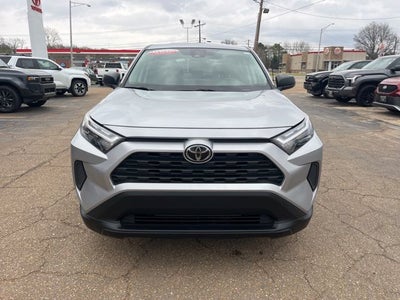 2023 Toyota RAV4 LE