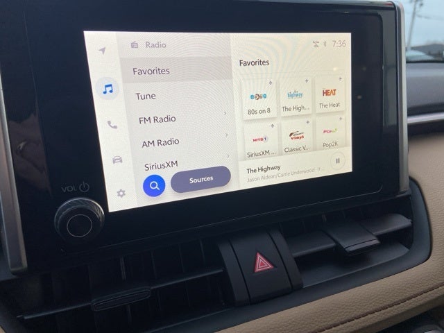 2025 Toyota RAV4 XLE