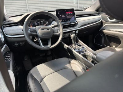 2024 Jeep Compass Latitude Lux