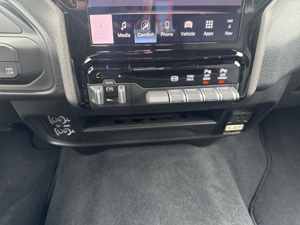 2025 RAM 2500 Tradesman