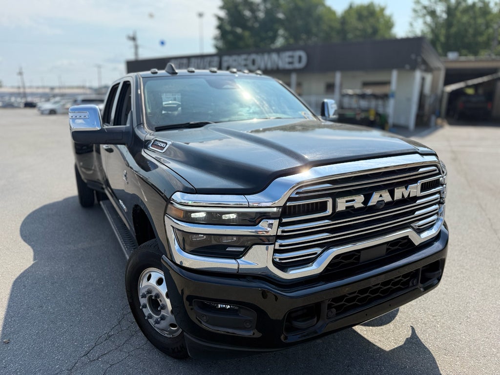2025 RAM 3500 Laramie