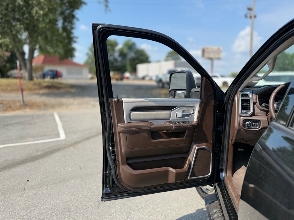 2025 RAM 3500 Laramie