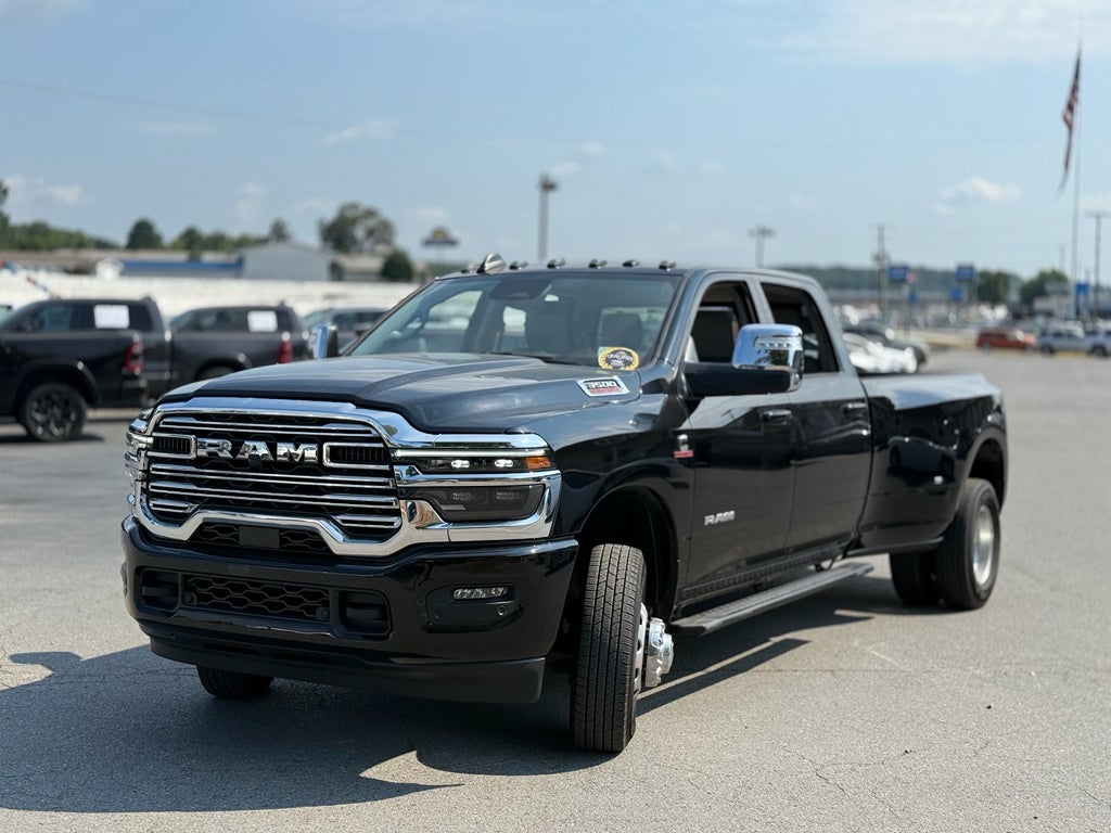 2025 RAM 3500 Laramie
