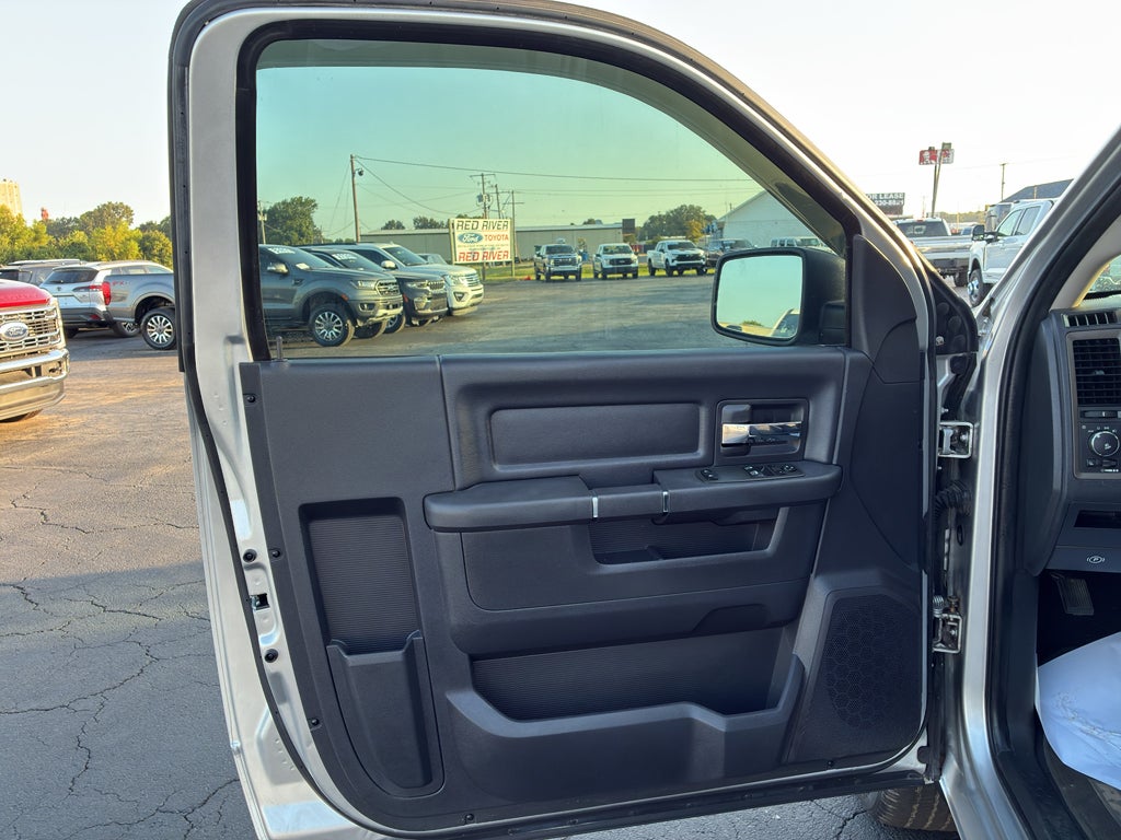 2012 RAM 1500 ST