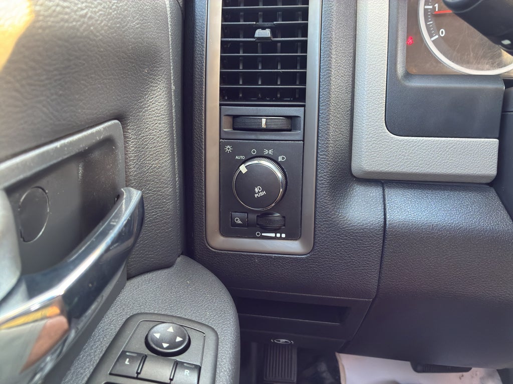 2012 RAM 1500 ST