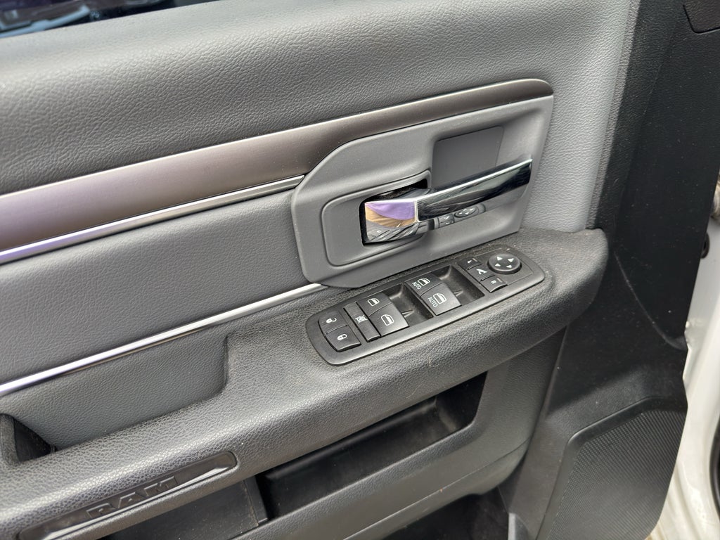 2021 RAM 1500 Classic SLT