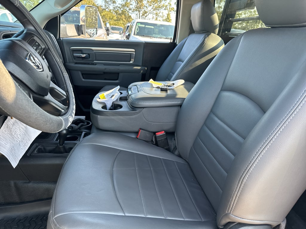 2018 RAM 3500 Chassis Tradesman