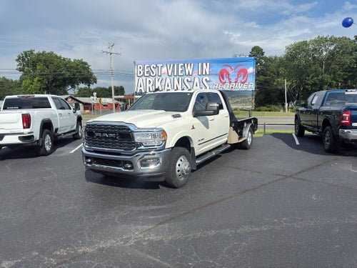 2023 RAM 3500 Chassis Limited