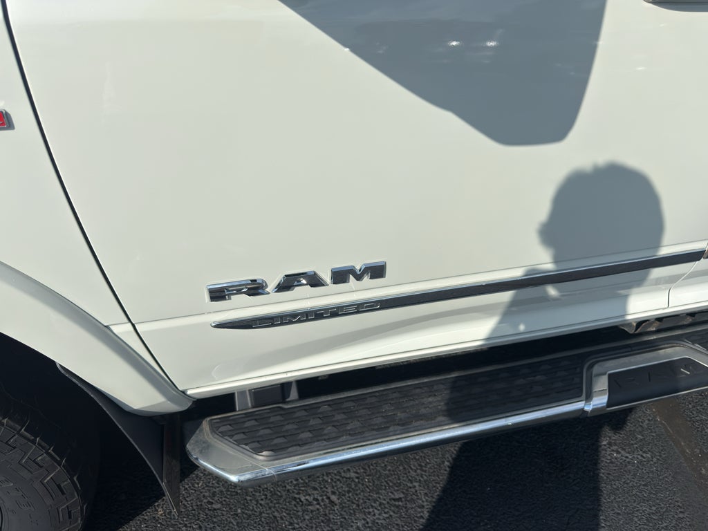 2023 RAM 3500 Chassis Limited