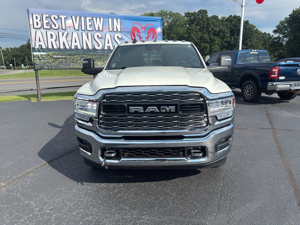 2023 RAM 3500 Chassis Limited