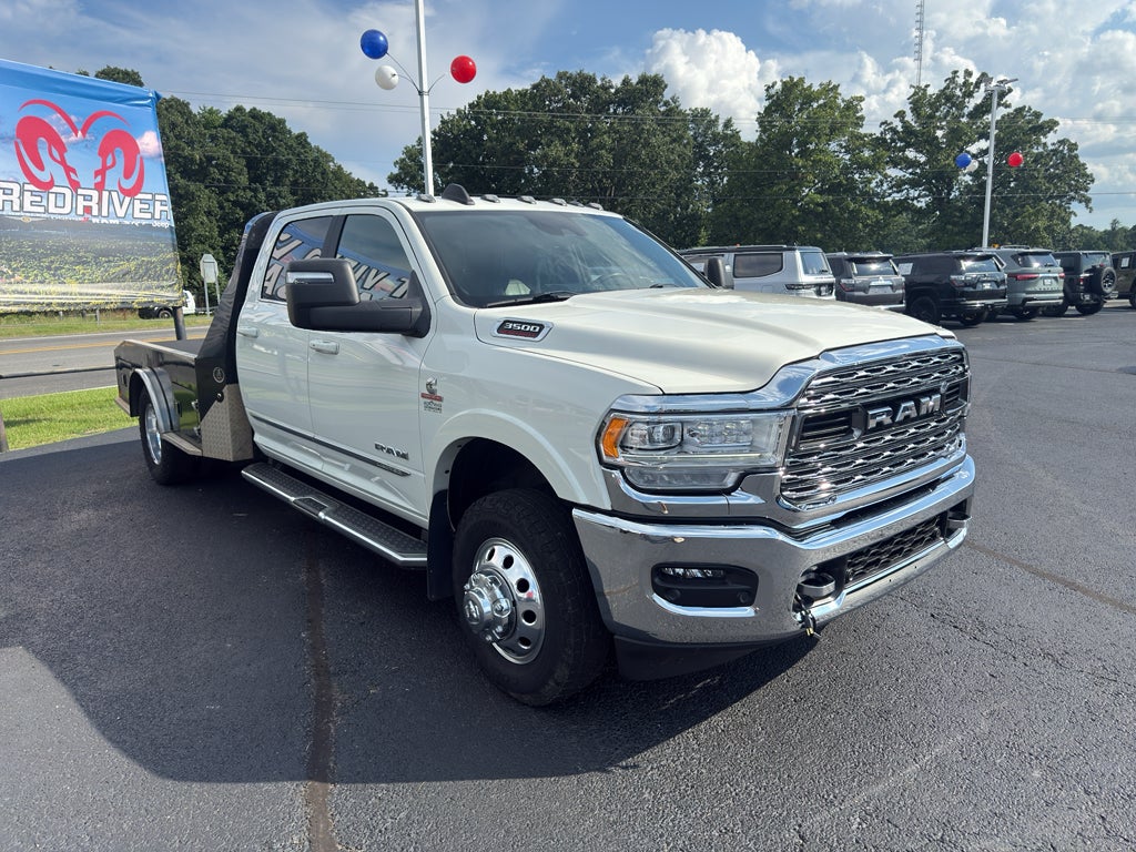 2023 RAM 3500 Chassis Limited