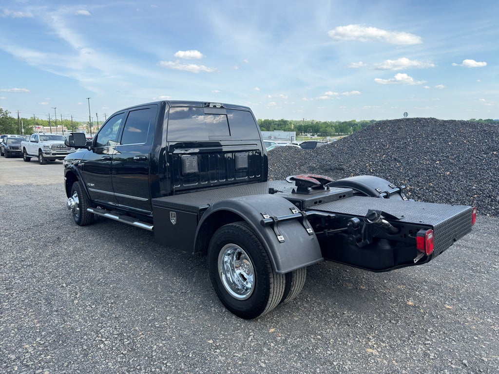 2022 RAM 3500 Chassis Limited