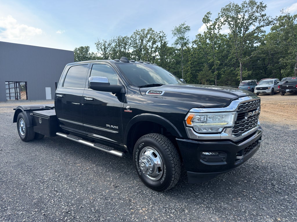 2022 RAM 3500 Chassis Limited