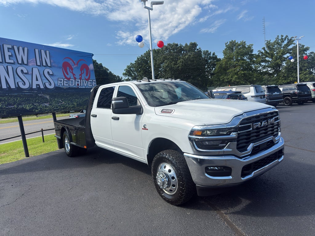 2025 RAM 3500 Chassis Tradesman