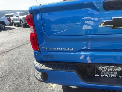 2025 Chevrolet Silverado Custom