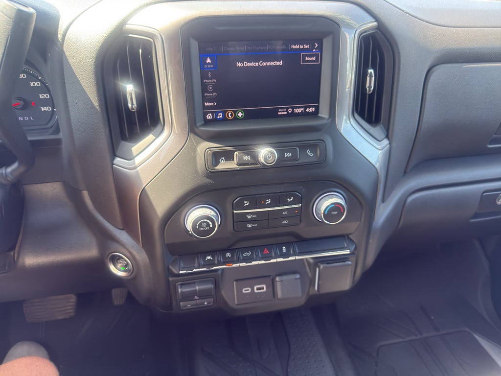 2025 Chevrolet Silverado Custom