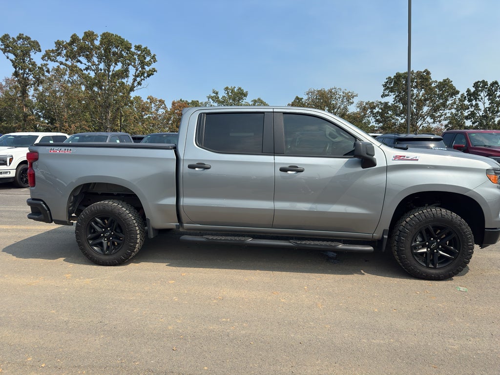 2024 Chevrolet Silverado Custom Trail Boss