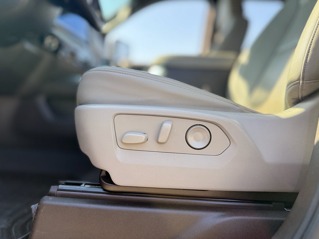 2024 Chevrolet Silverado LTZ
