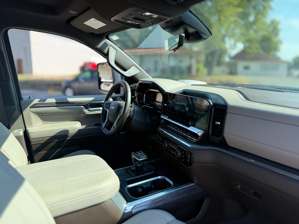 2024 Chevrolet Silverado LTZ