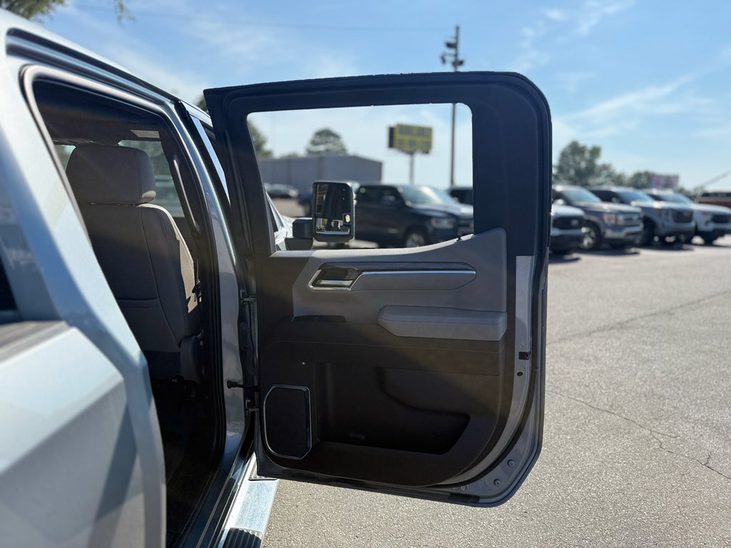 2024 Chevrolet Silverado LTZ