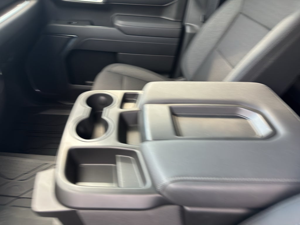 2025 Chevrolet Silverado LT