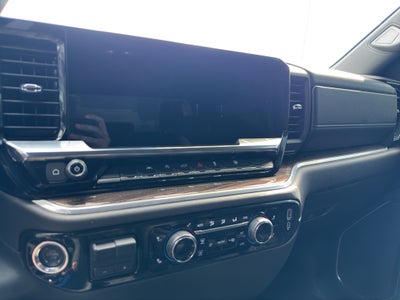 2025 Chevrolet Silverado LT