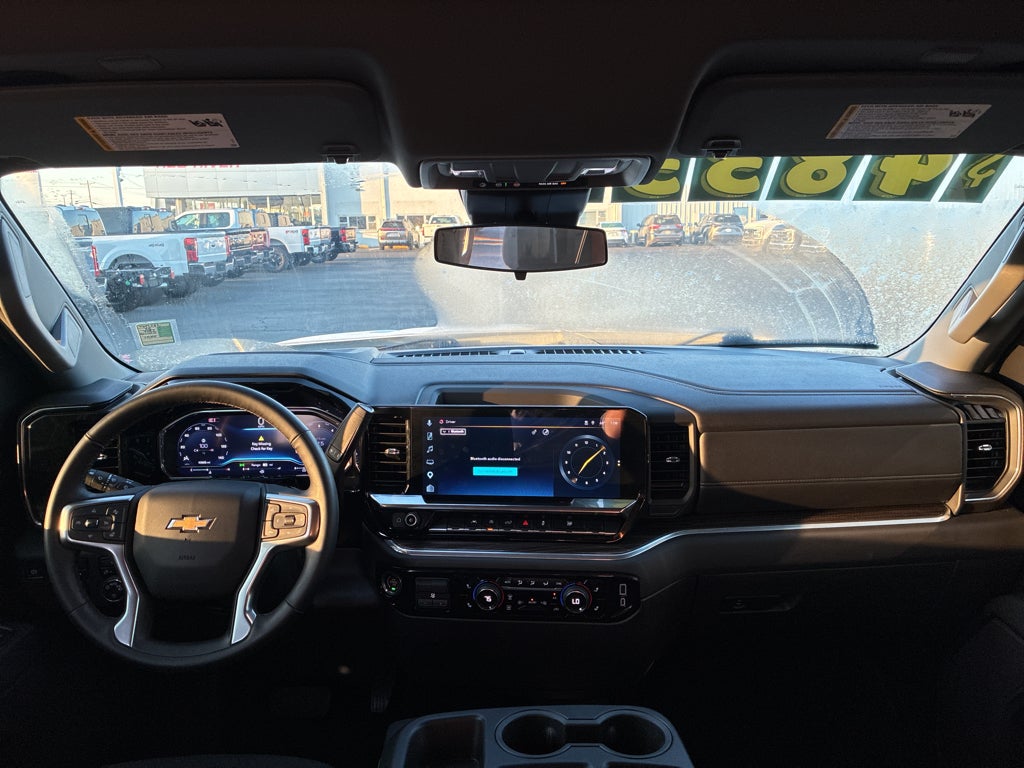 2025 Chevrolet Silverado LT