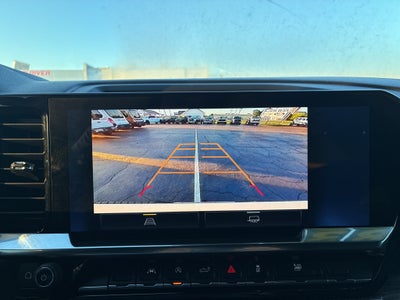 2025 Chevrolet Silverado LT