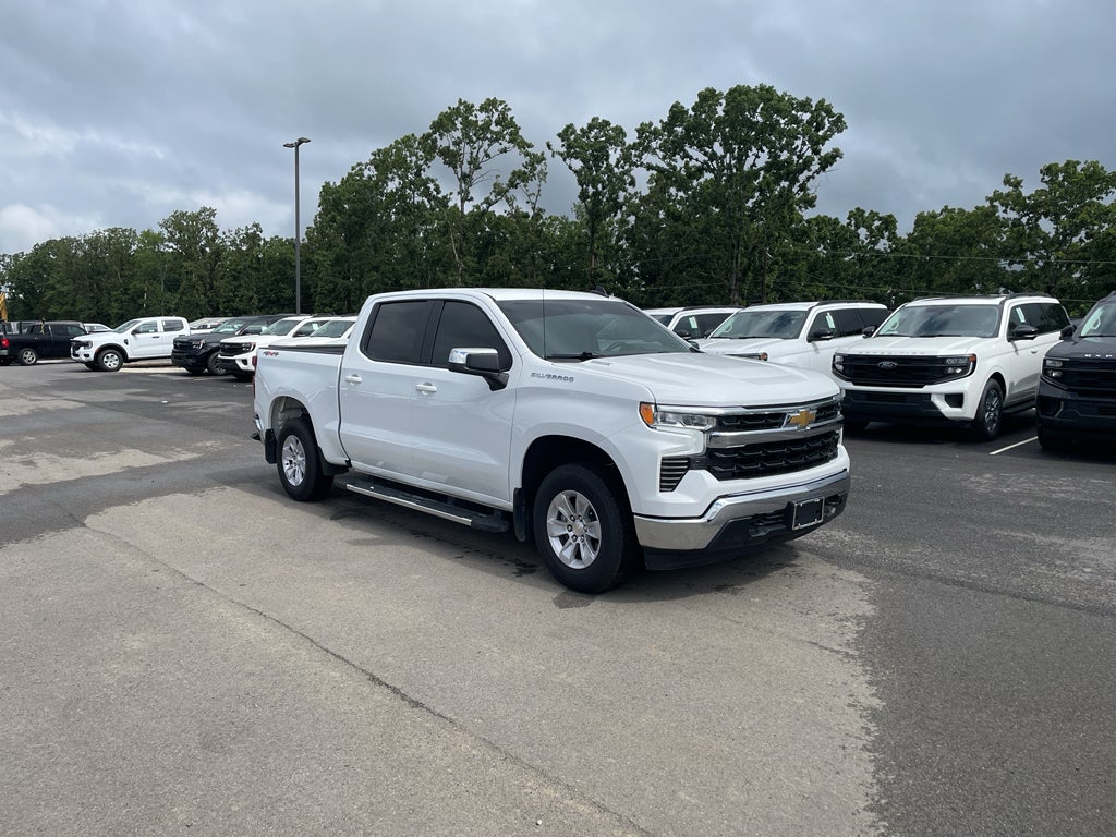 2025 Chevrolet Silverado LT