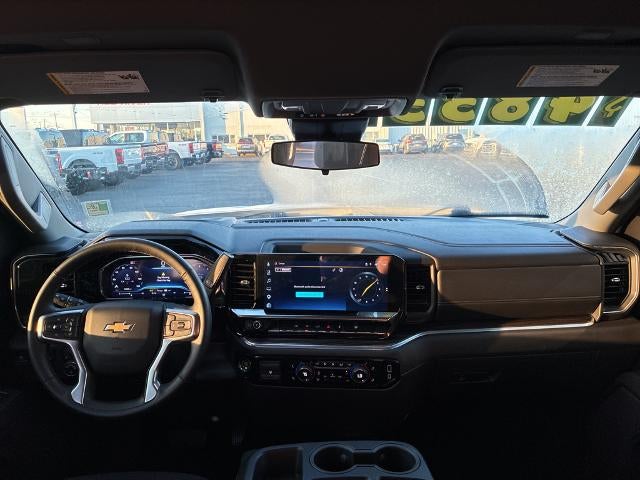2025 Chevrolet Silverado LT
