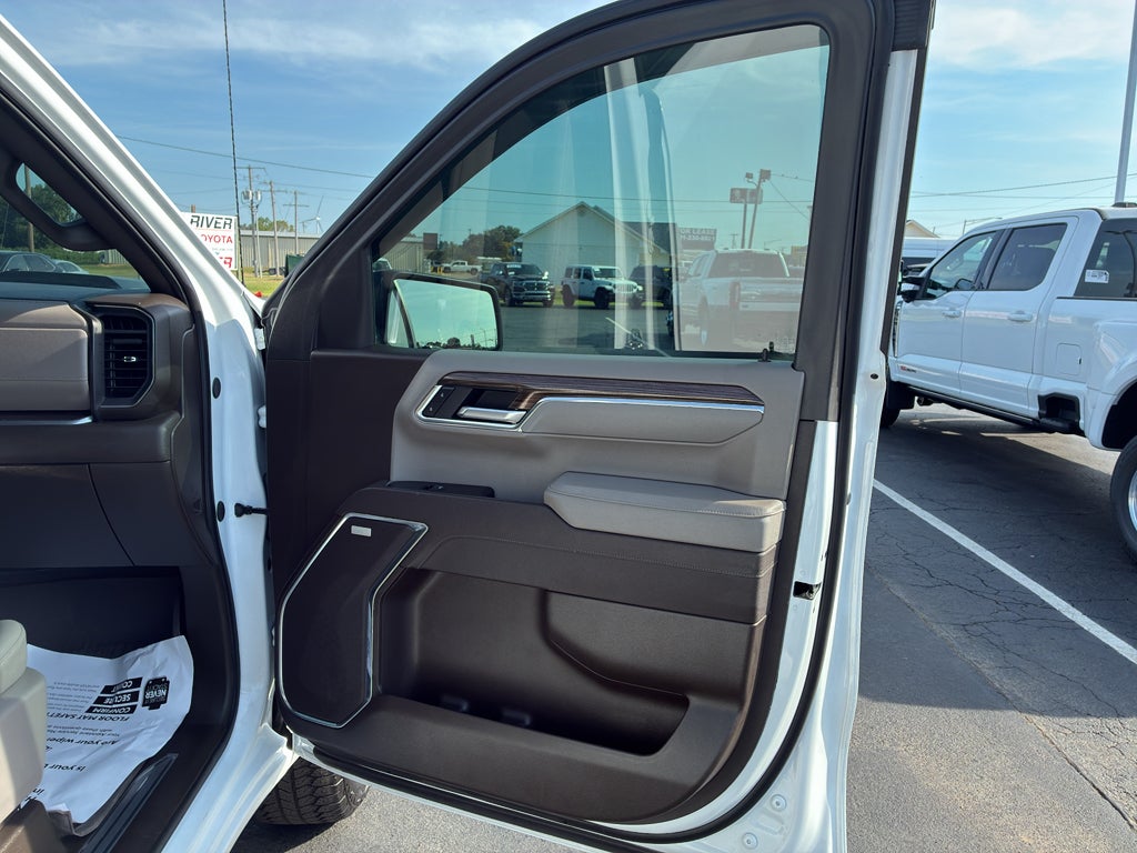 2025 Chevrolet Silverado LT Trail Boss