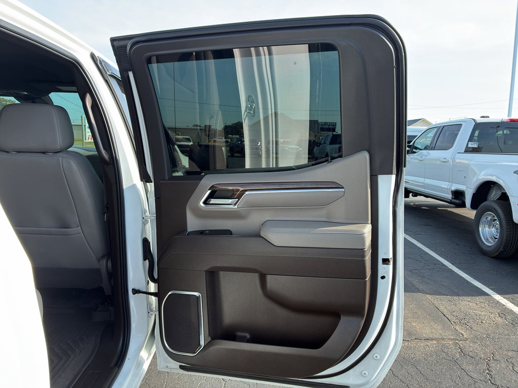 2025 Chevrolet Silverado LT Trail Boss