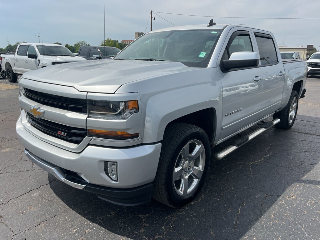 2017 Chevrolet Silverado LT