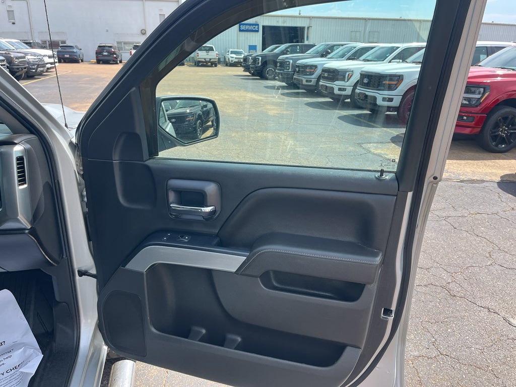 2017 Chevrolet Silverado LT