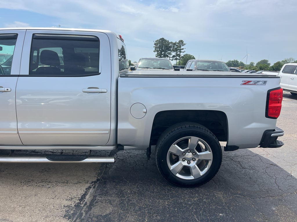 2017 Chevrolet Silverado LT