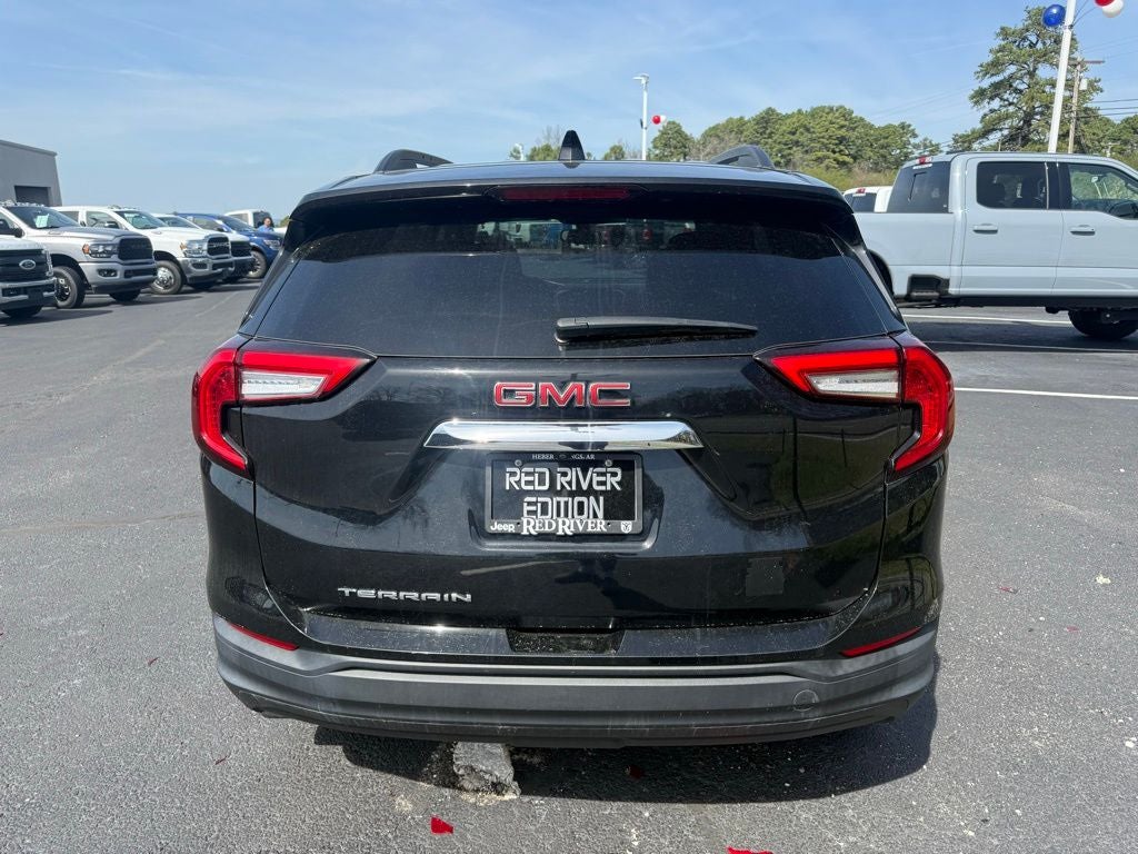 2022 GMC Terrain SLE