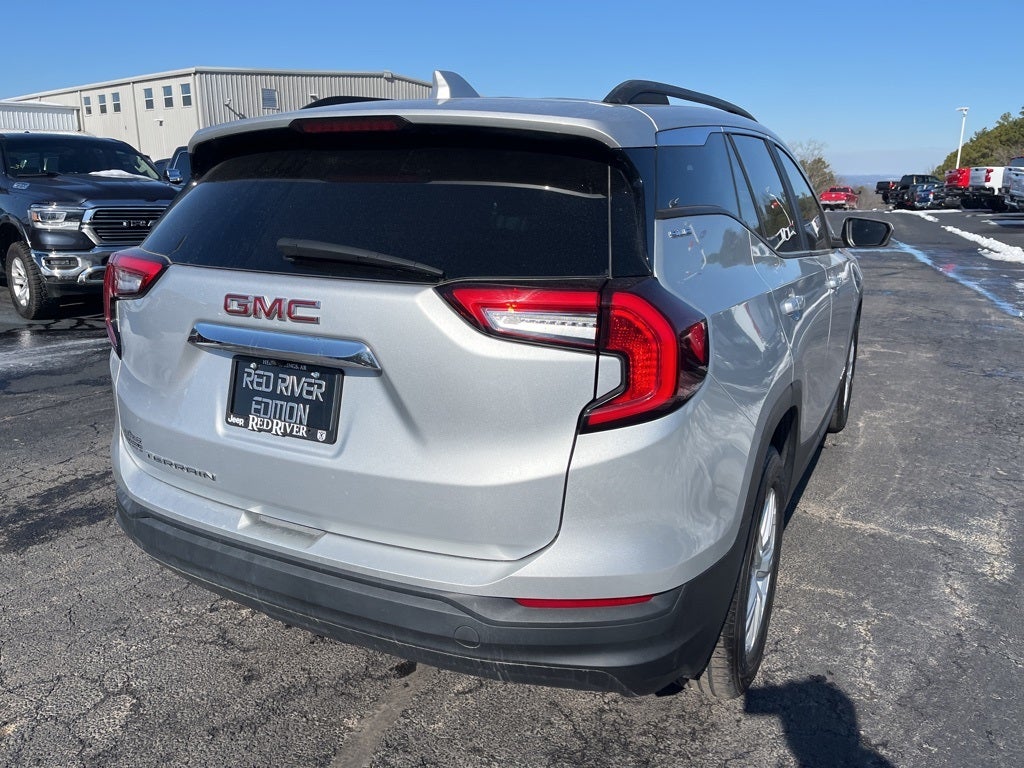 2022 GMC Terrain SLE