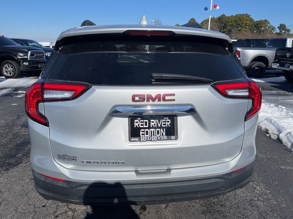 2022 GMC Terrain SLE