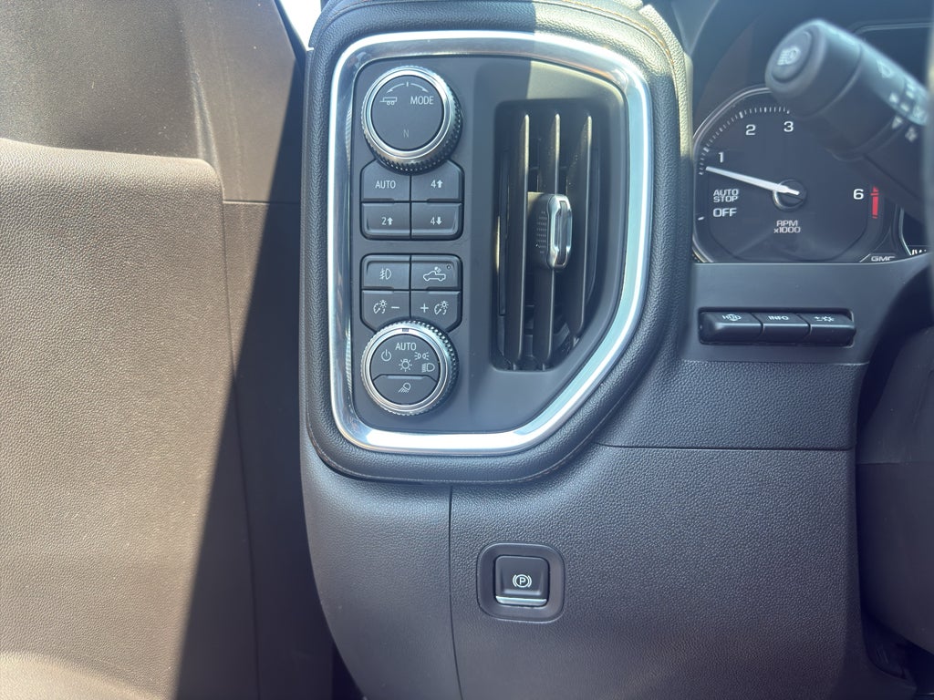 2020 GMC Sierra AT4
