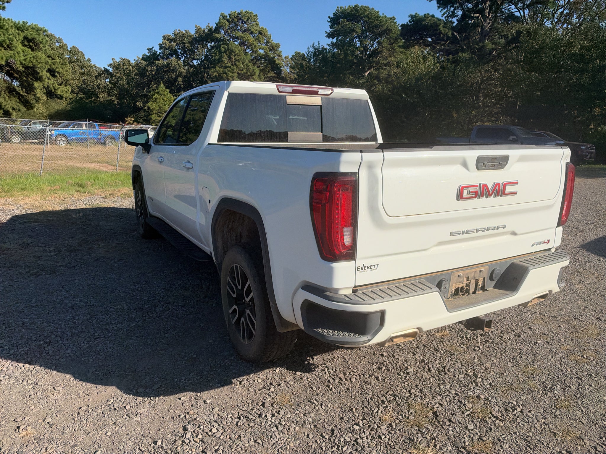 2022 GMC Sierra Limited AT4