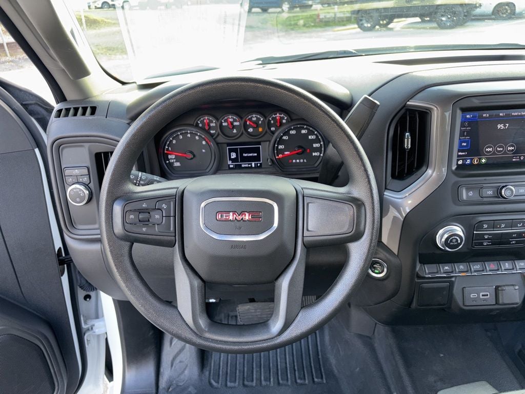 2025 GMC Sierra 1500 Pro