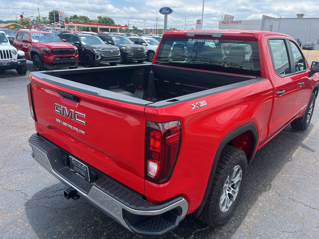2025 GMC Sierra Pro