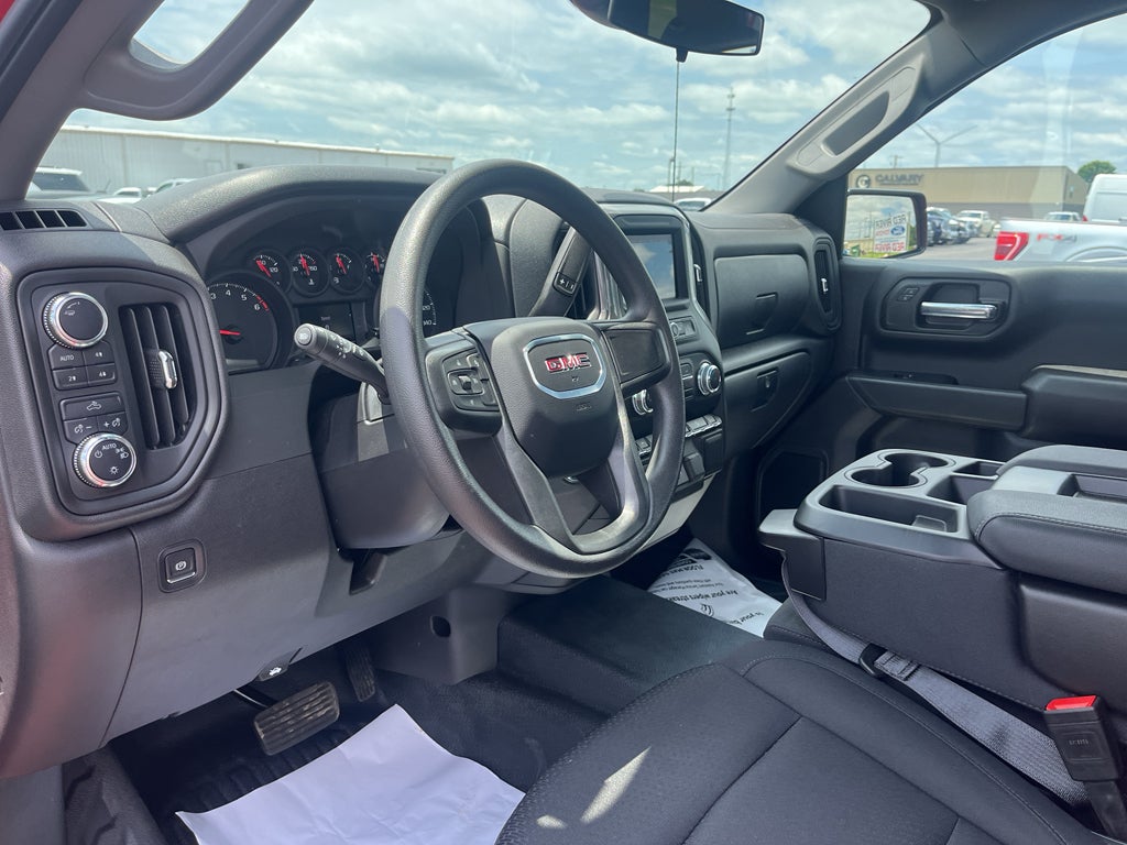 2025 GMC Sierra Pro