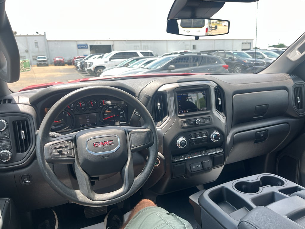 2025 GMC Sierra Pro