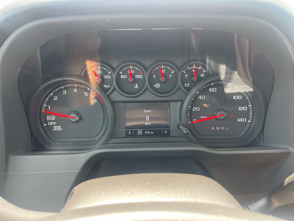 2025 GMC Sierra Pro