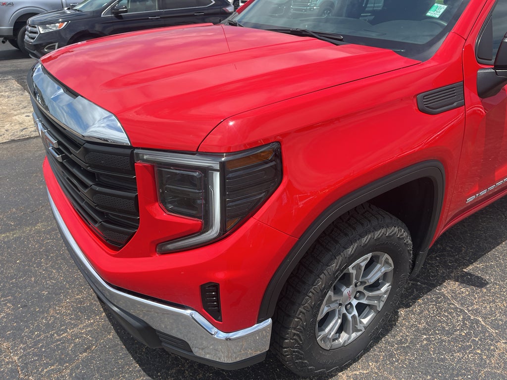 2025 GMC Sierra Pro